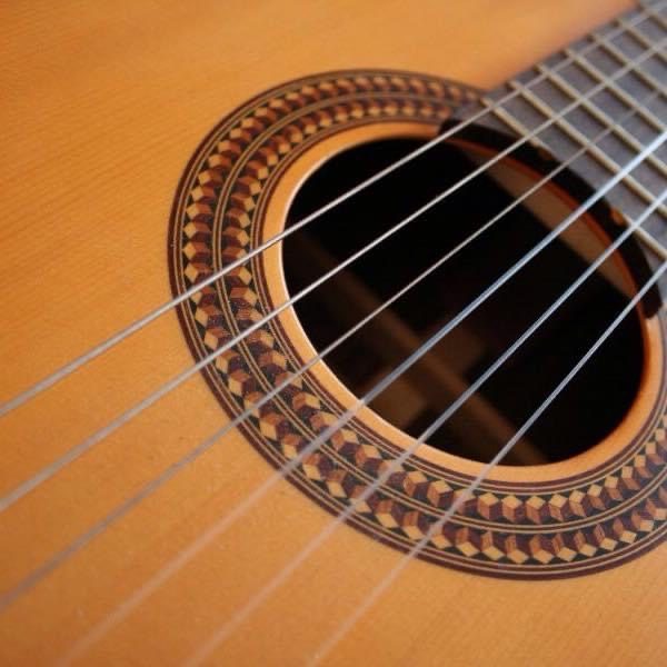 Gitarre Thomas